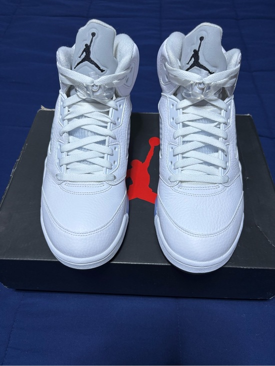 Jordan Other - Jordan 5 Retro White Metallic 2026 Size 10.5